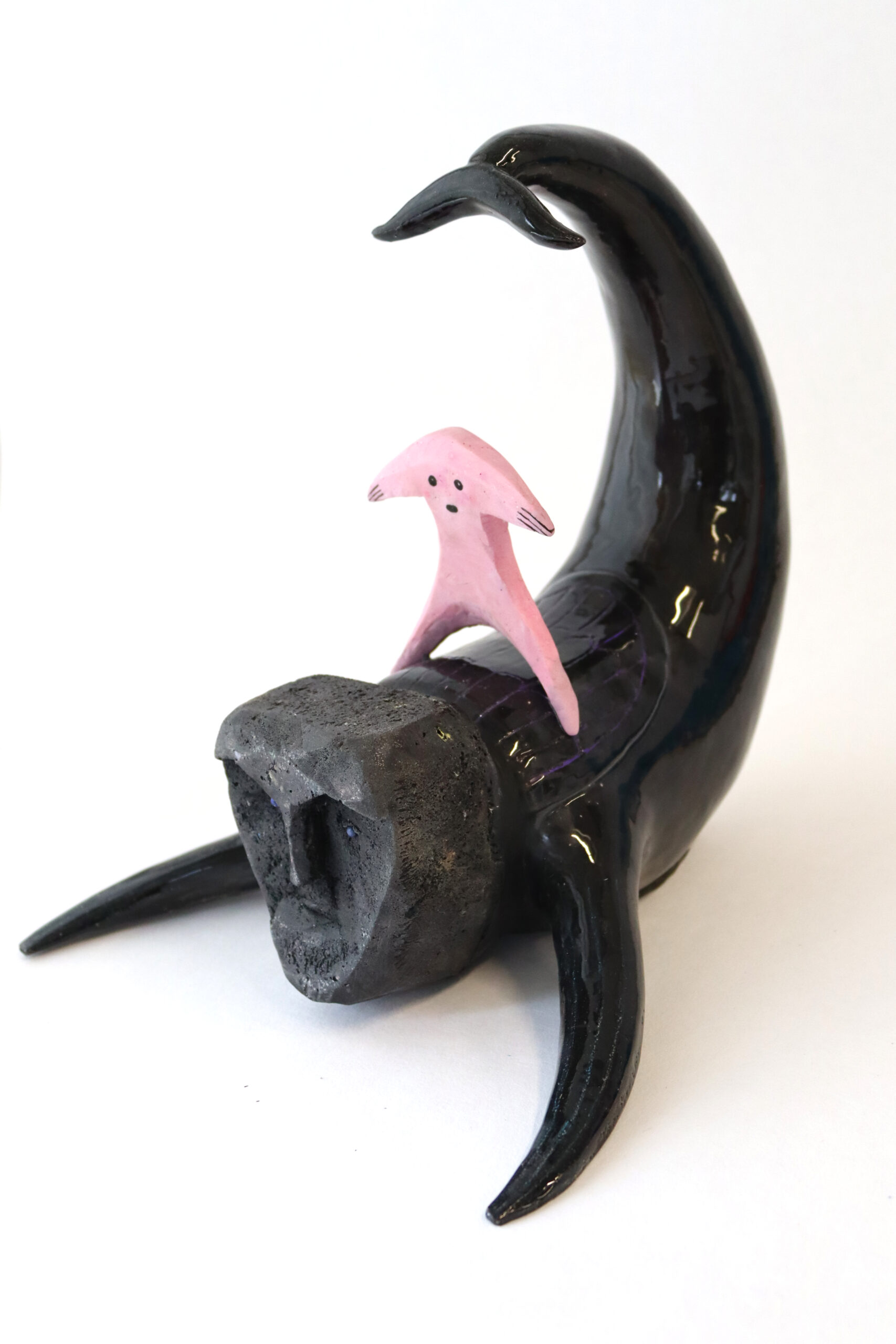 Warre Mulder
Seamonk Ride (2025)
28 x 30 x 26 cm
Glazed ceramics, pigmented acrylic resin, epoxy with charcoal, lapis lazuli, paint